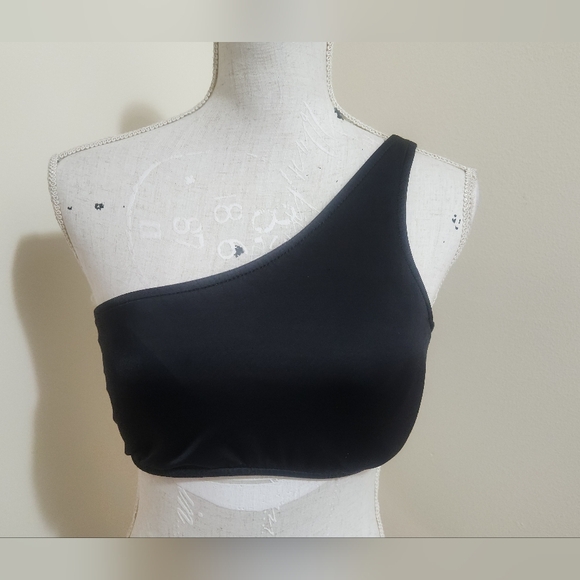 VENUS Asymmetrical Bikini Top - Picture 3 of 5